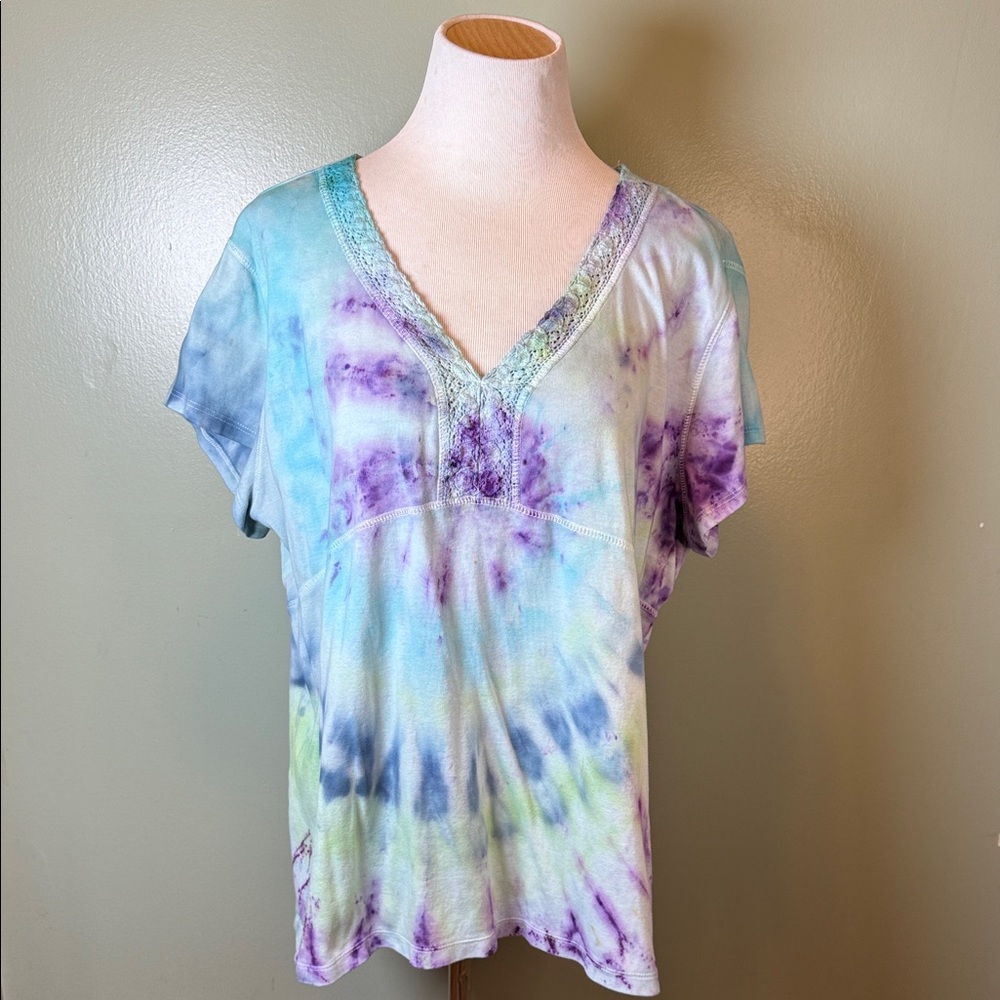 Tie-Dye V-Neck Women Top